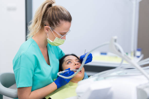 Best Emergency Treatment for Toothache in San Luis, AZ